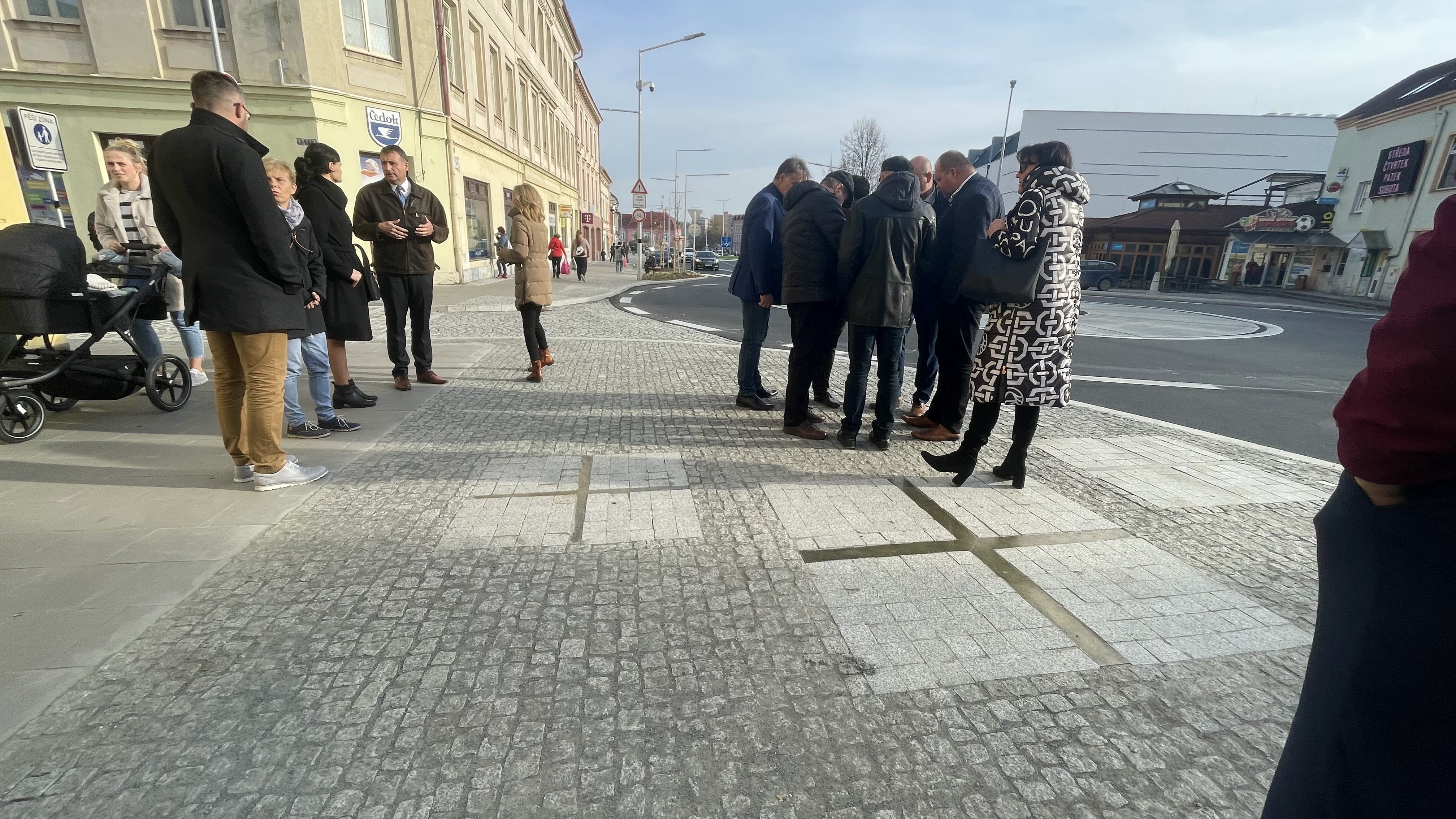 Nový Jičín – vybudování okružní křižovatky - Road and bridge construction