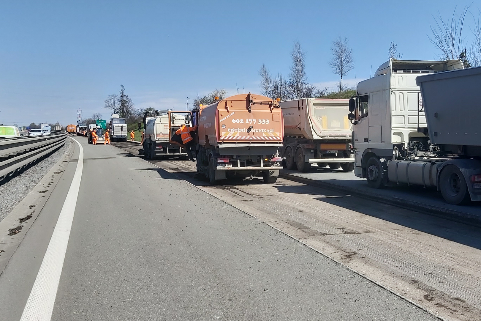 Dálnice D46 – rekonstrukce úseku Vranovice – hranice kraje     - Road and bridge construction