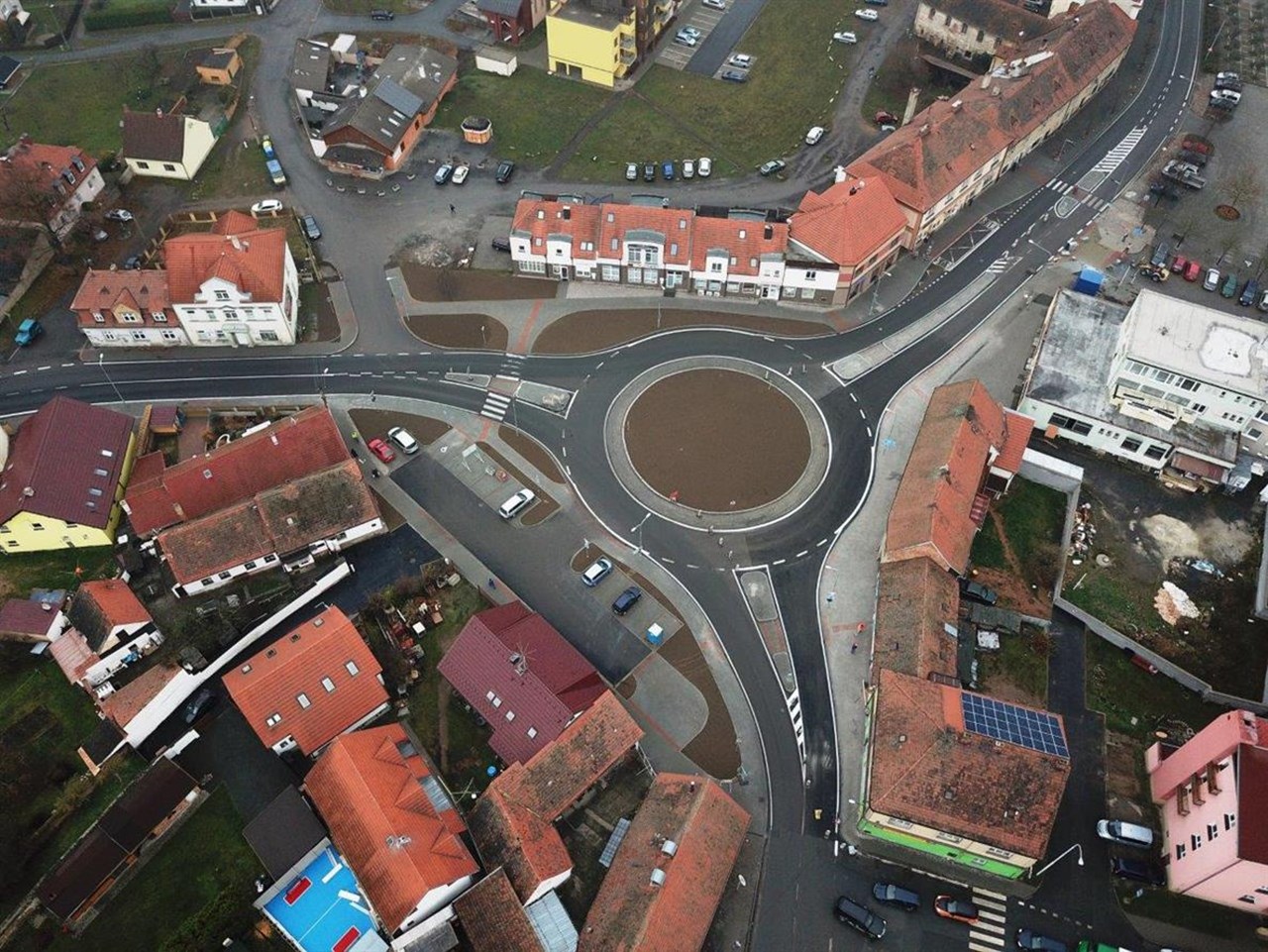 Silnice I/26 – rekonstrukce průtahu obcí Stod - Road and bridge construction Silnice I/26 – rekonstrukce průtahu obcí Stod - Road and bridge construction