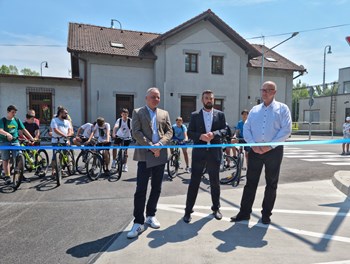 Prestupný terminál vo Veľkých Levároch je otvorený - SK
