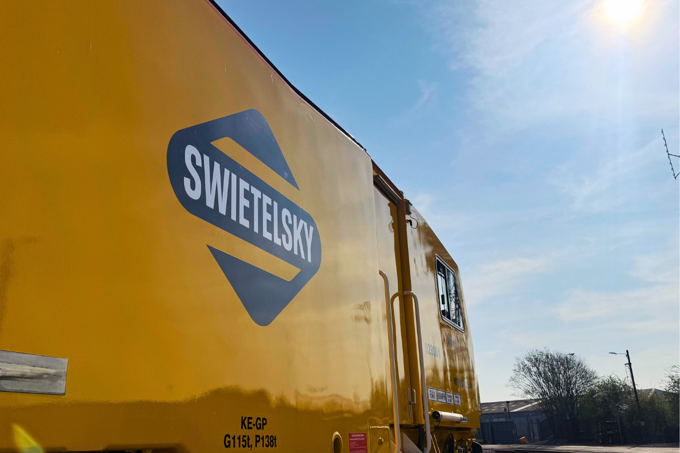 Copy Of Blue And Green Modern Gradient Technology Presentation (Linkedin Post) (5)