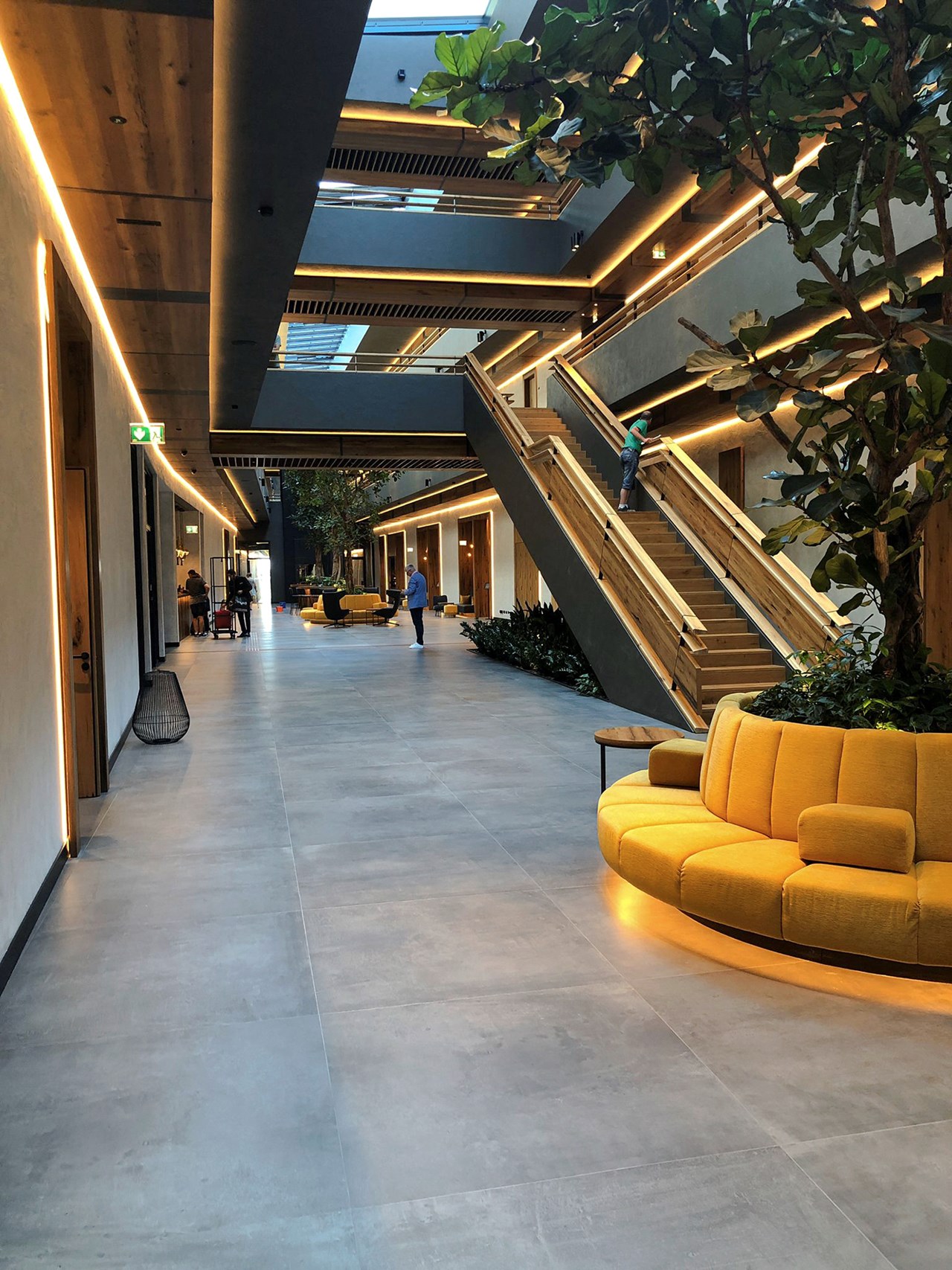 “THE RESORT” BY SCHEIBLHOFER, Andau, Austria 3 “THE RESORT” BY SCHEIBLHOFER, Andau, Austria 3