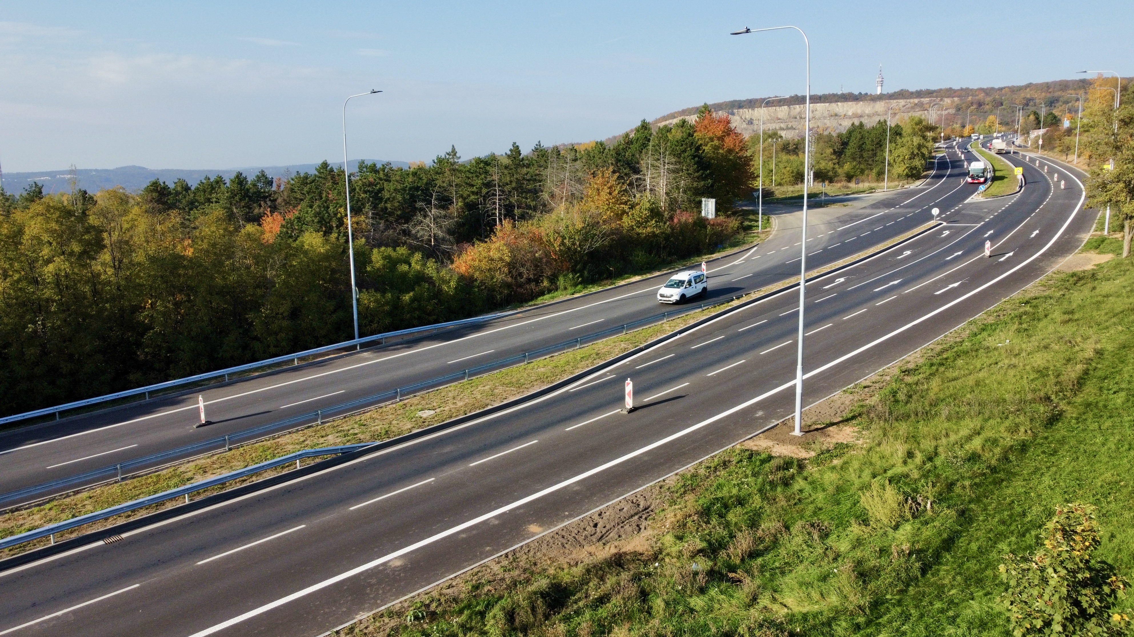 Brno – rekonstrukce ul. Jedovnická - Road and bridge construction