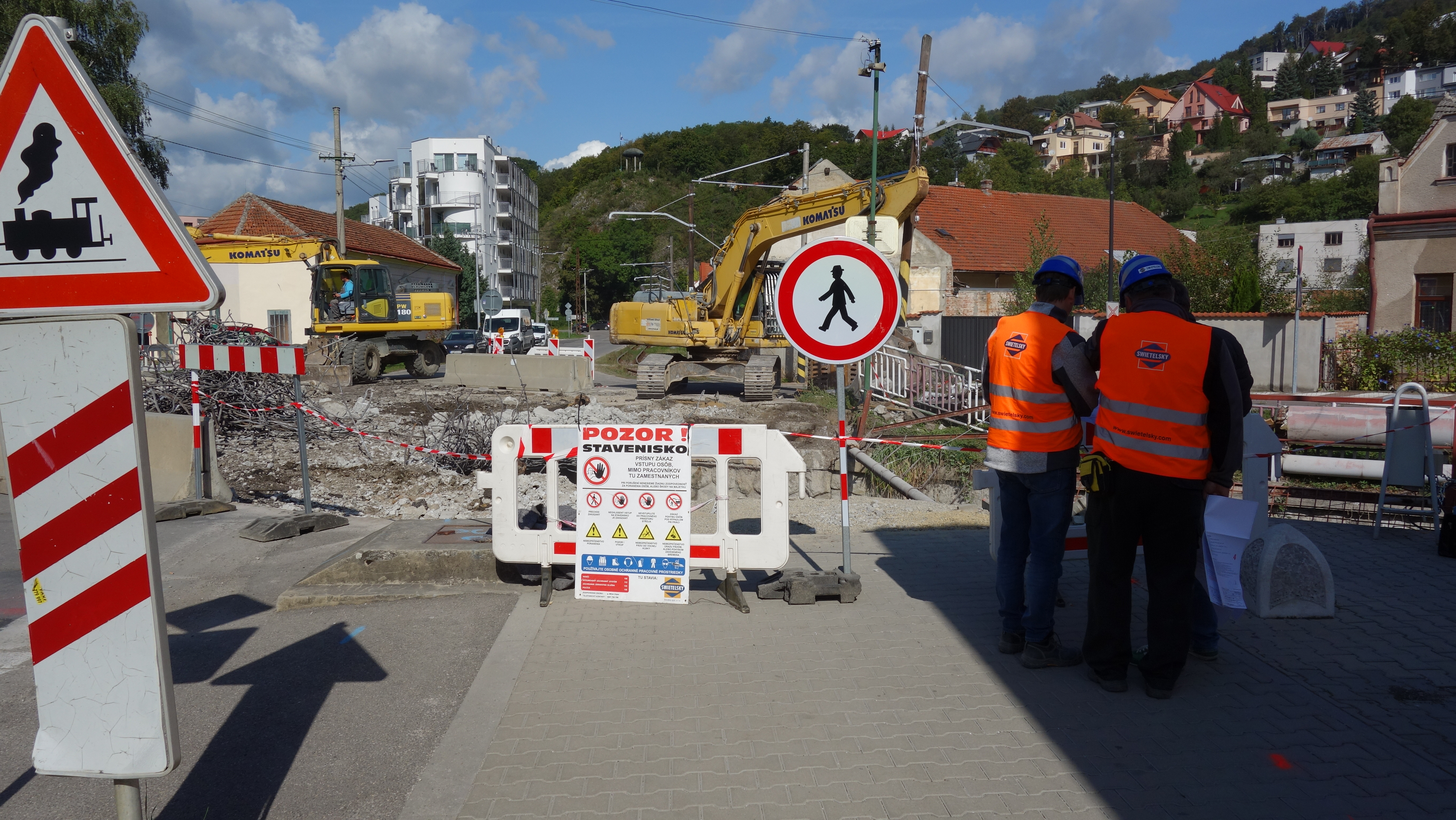 SO-01 Prestavba mostného objektu 516-004 križovanie vodného toku, Trenčianske Teplice - Road and bridge construction