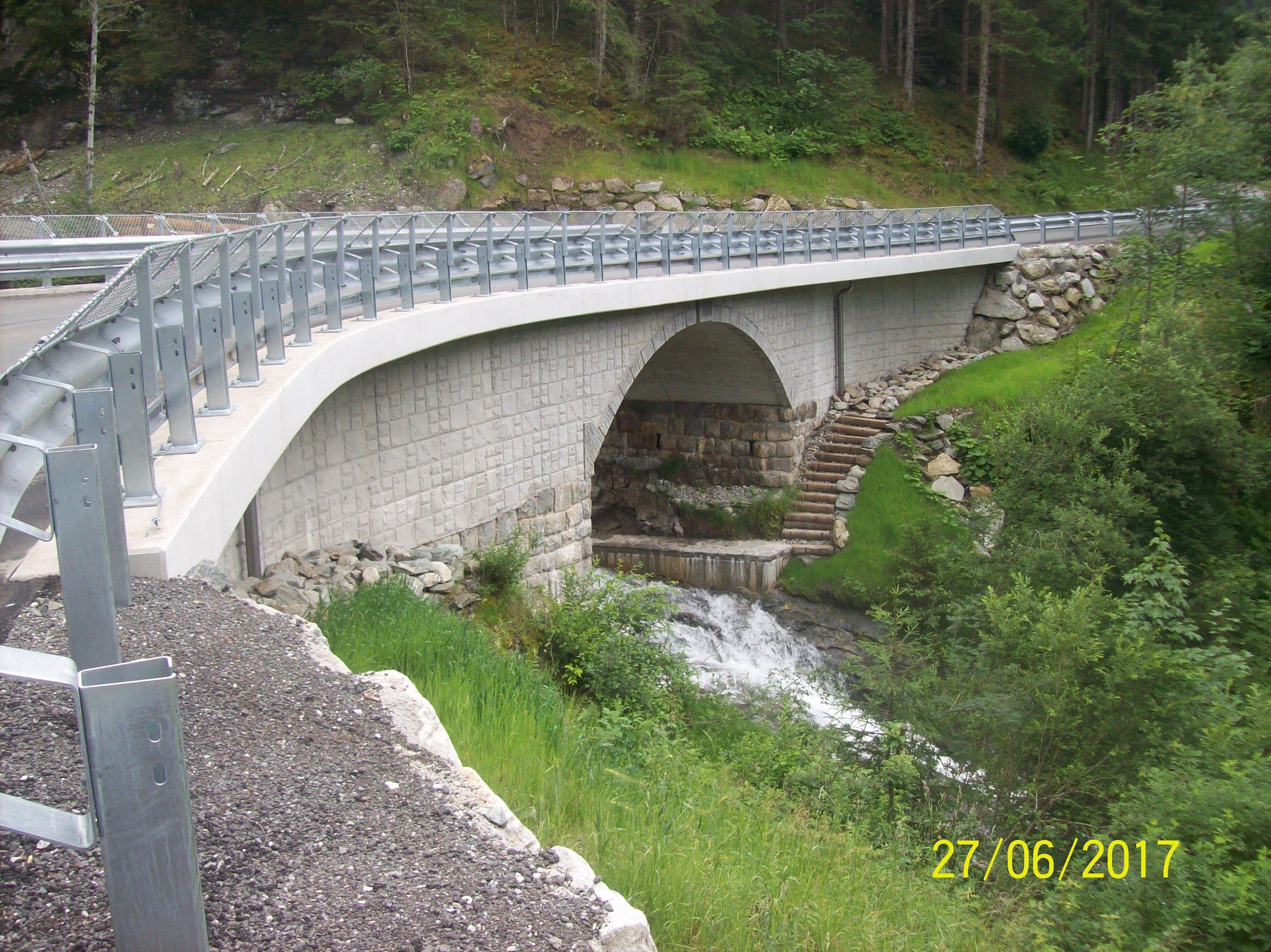Schrabachbrücke auf der L264 Stubachtalstraße in Uttendorf - Road and bridge construction