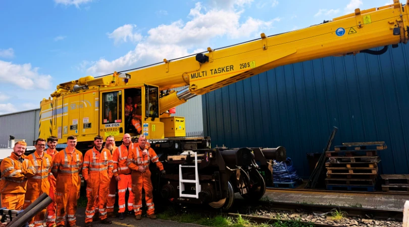 Copy Of Blue And Green Modern Gradient Technology Presentation (Facebook App)