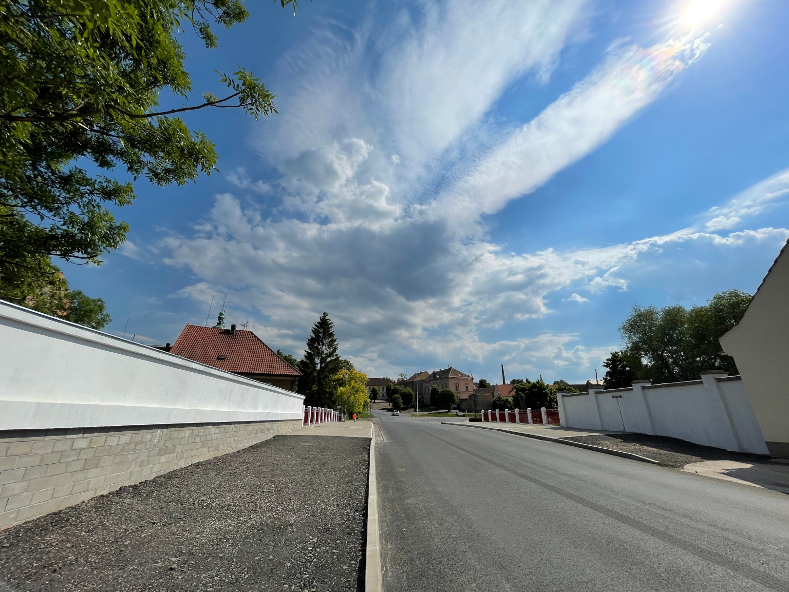 Silnice II/118, Zlonice – rekonstrukce mostu a opěrných zdí - Road and bridge construction