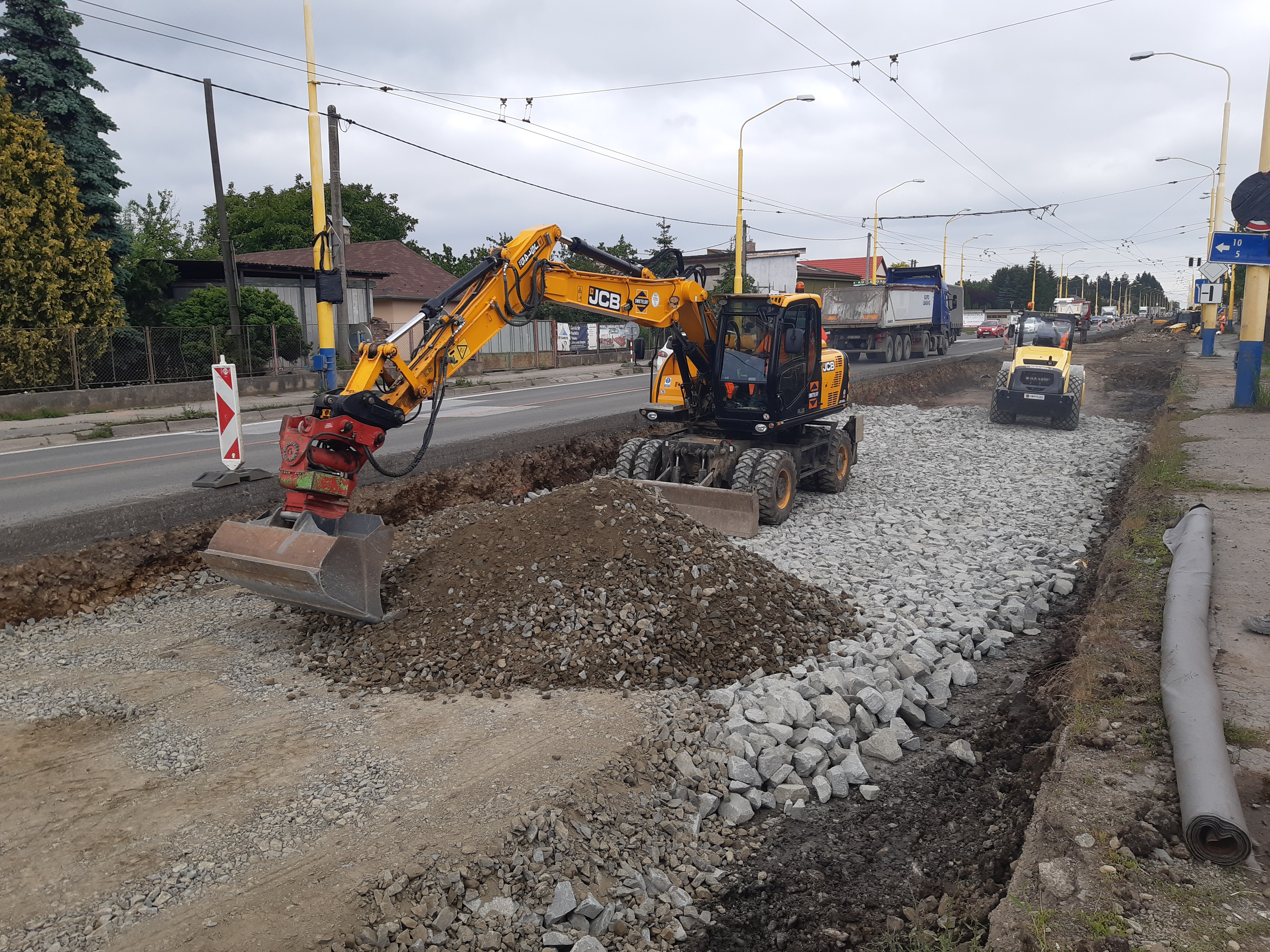 Rekonštrukcia cesty v Prešove - Road and bridge construction