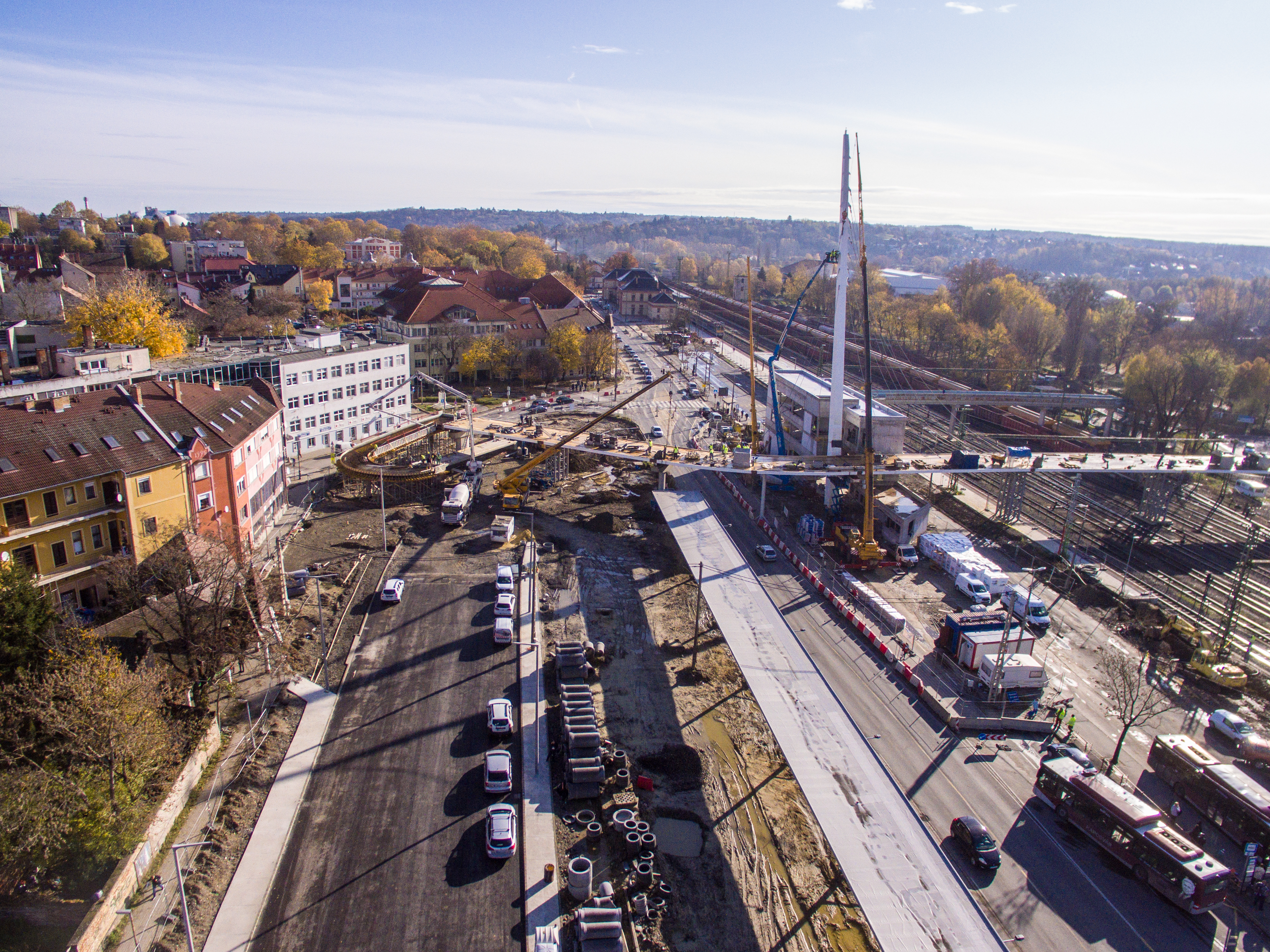 Utas Központ, Kaposvar - Road and bridge construction