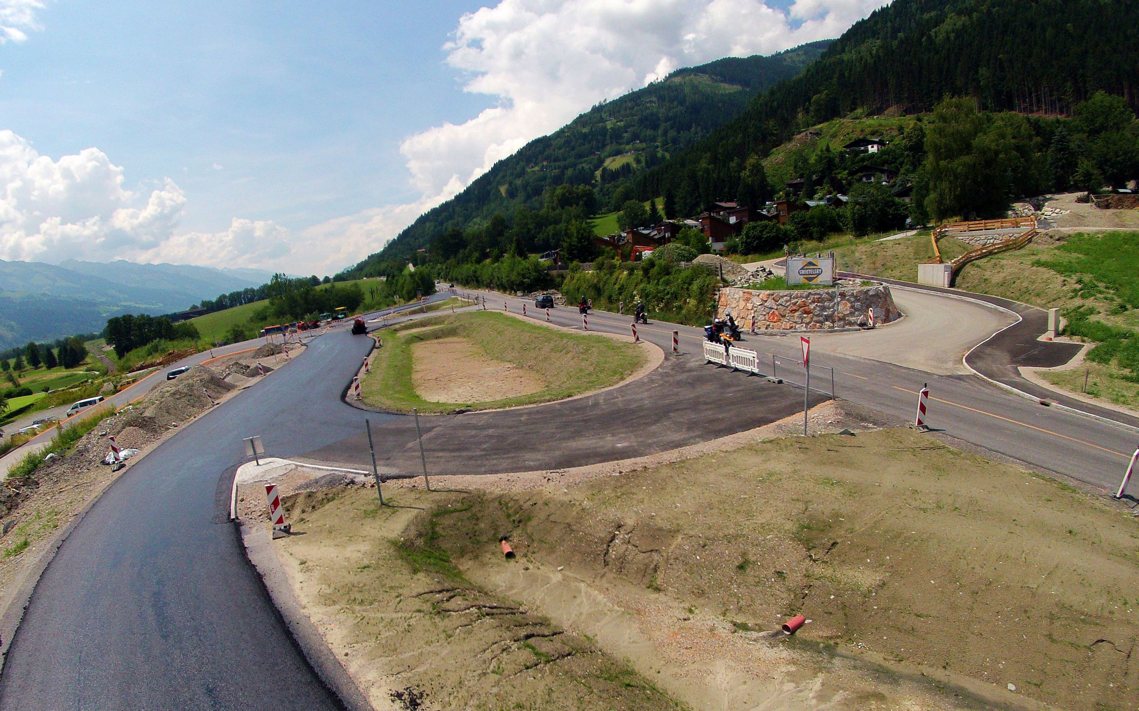 B-168 Knoten Limberg Zell am See - Road and bridge construction