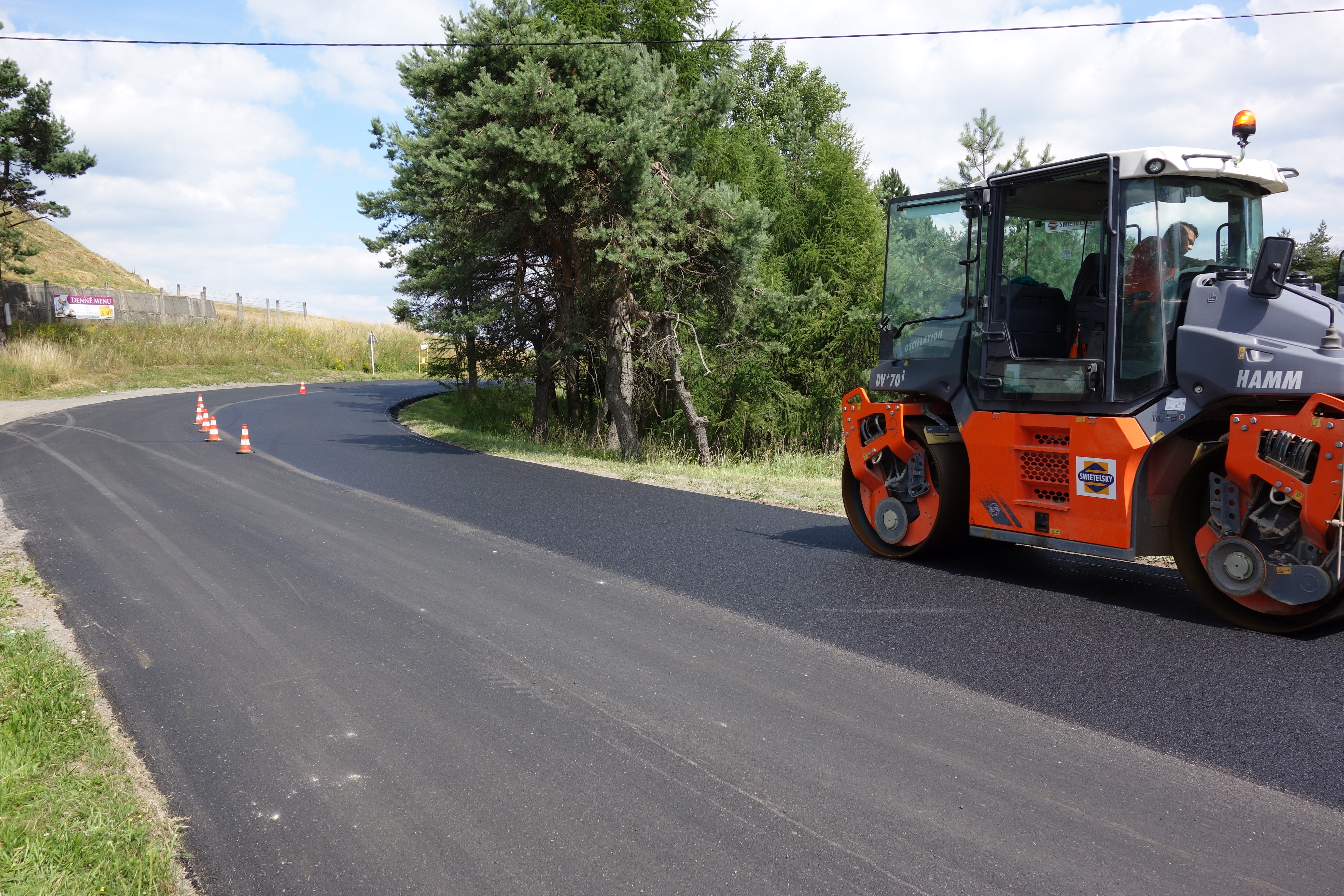 Rekonštrukcia cesty Banská Štiavnica - križovatka - Road and bridge construction