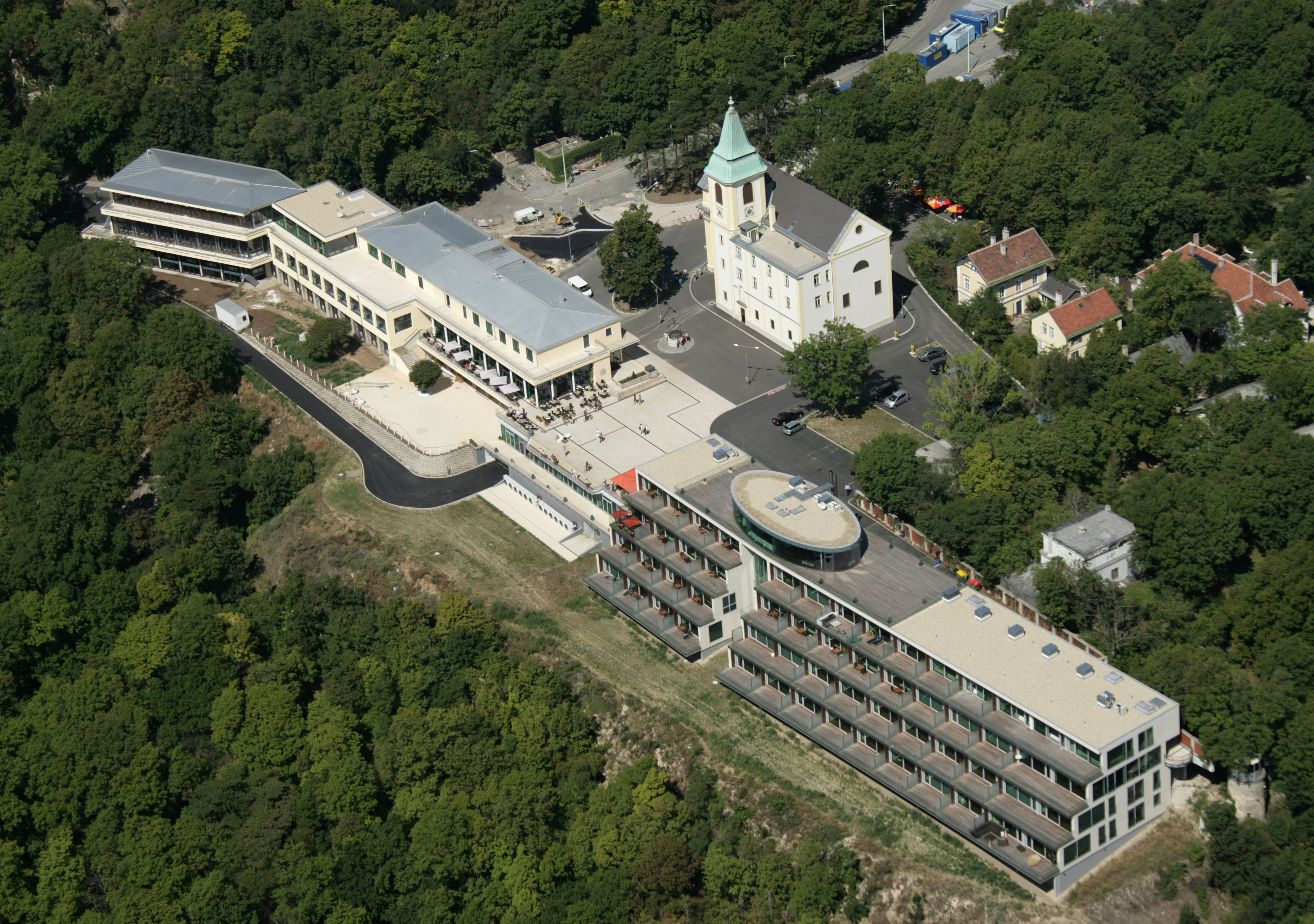 Hotel Kahlenberg - Building construction