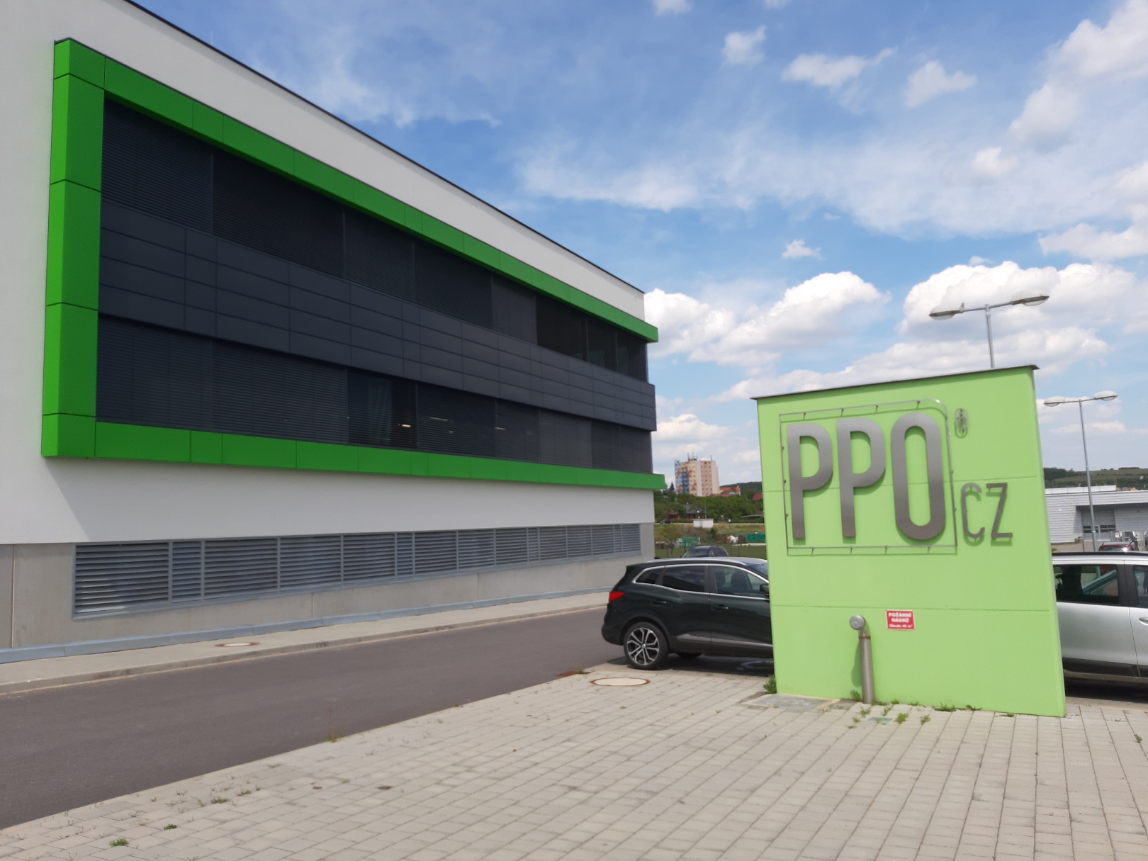 Znojmo – výrobní hala a vývojové centrum  PPO Group CZ - Building construction