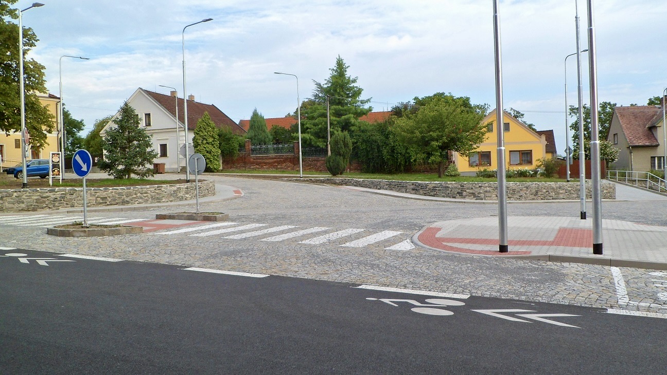 Silnice III/3275, Starý Kolín - Road and bridge construction