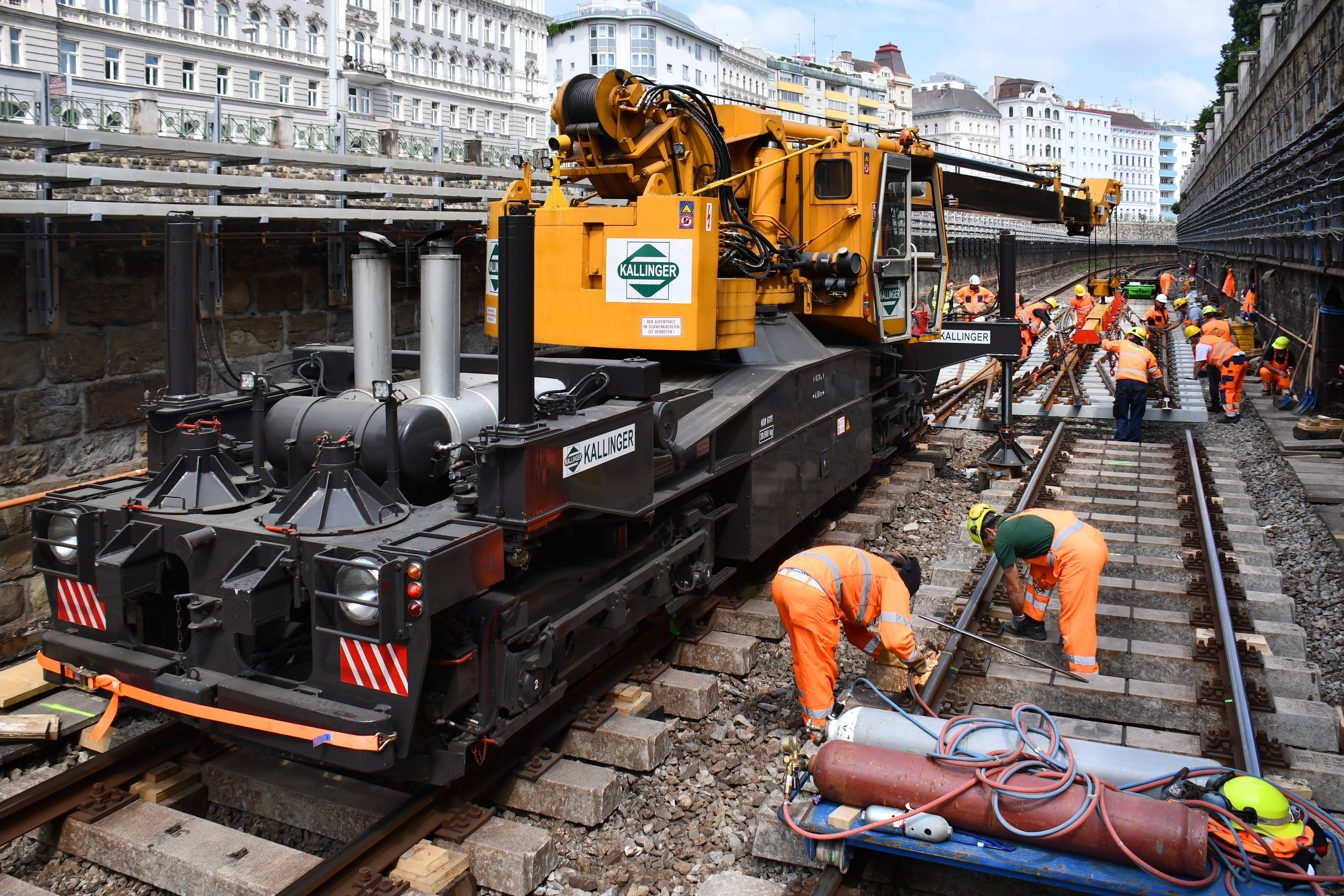 Weichentausch U-Bahn Linie U4  - Railway construction