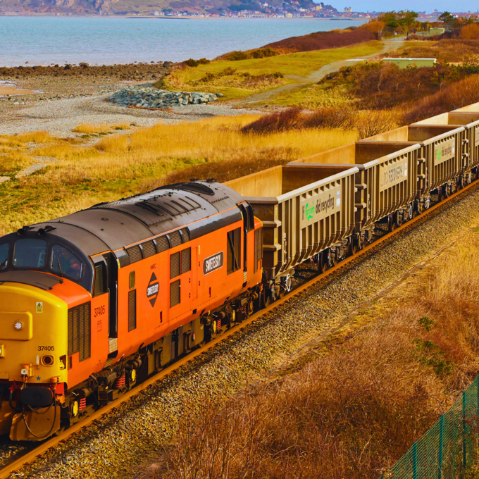 Blue And White Modern Business Project Presentation (14)