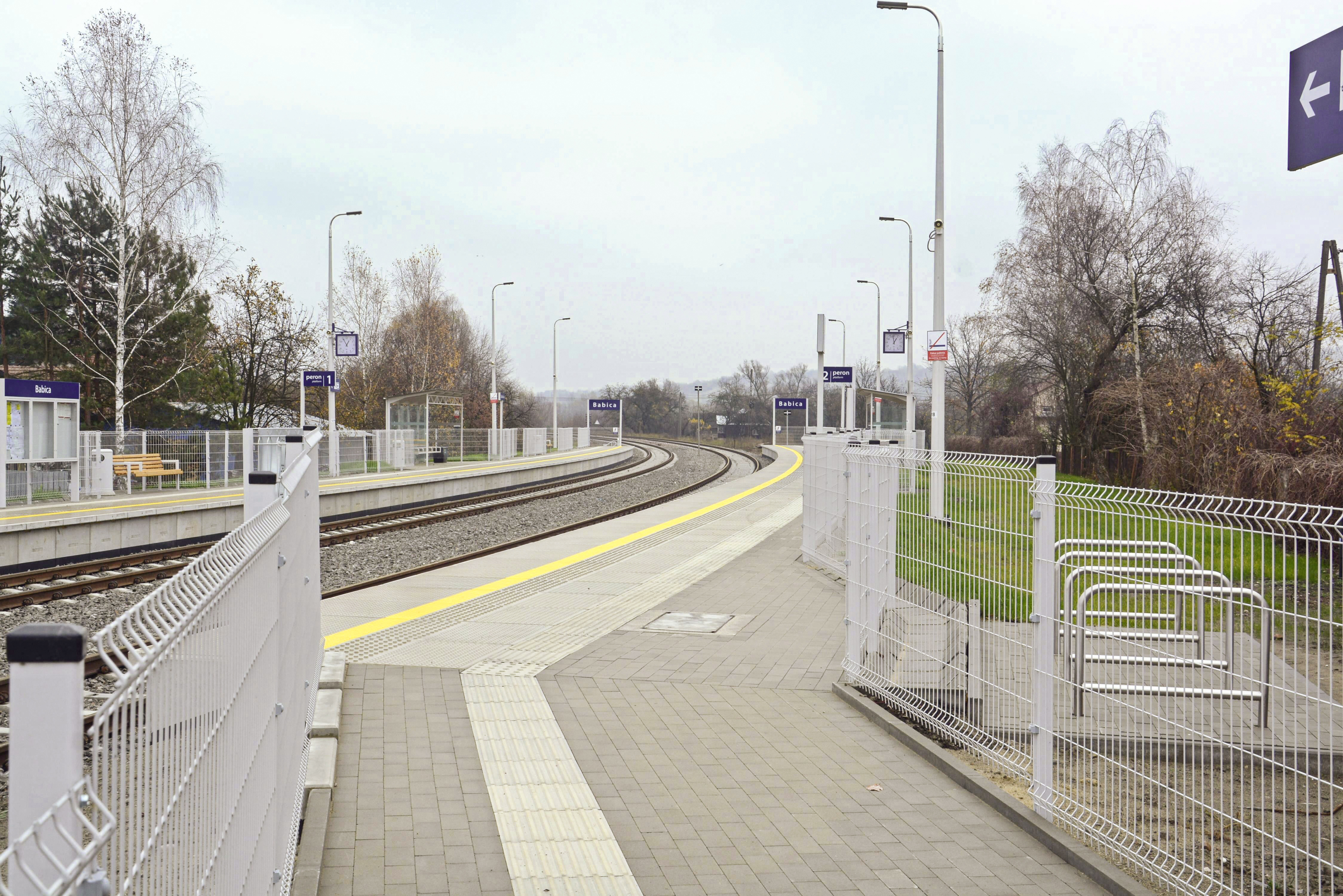 Prace budowlane na torze kolejowym, Stacja kolejowa, Babica - Railway construction