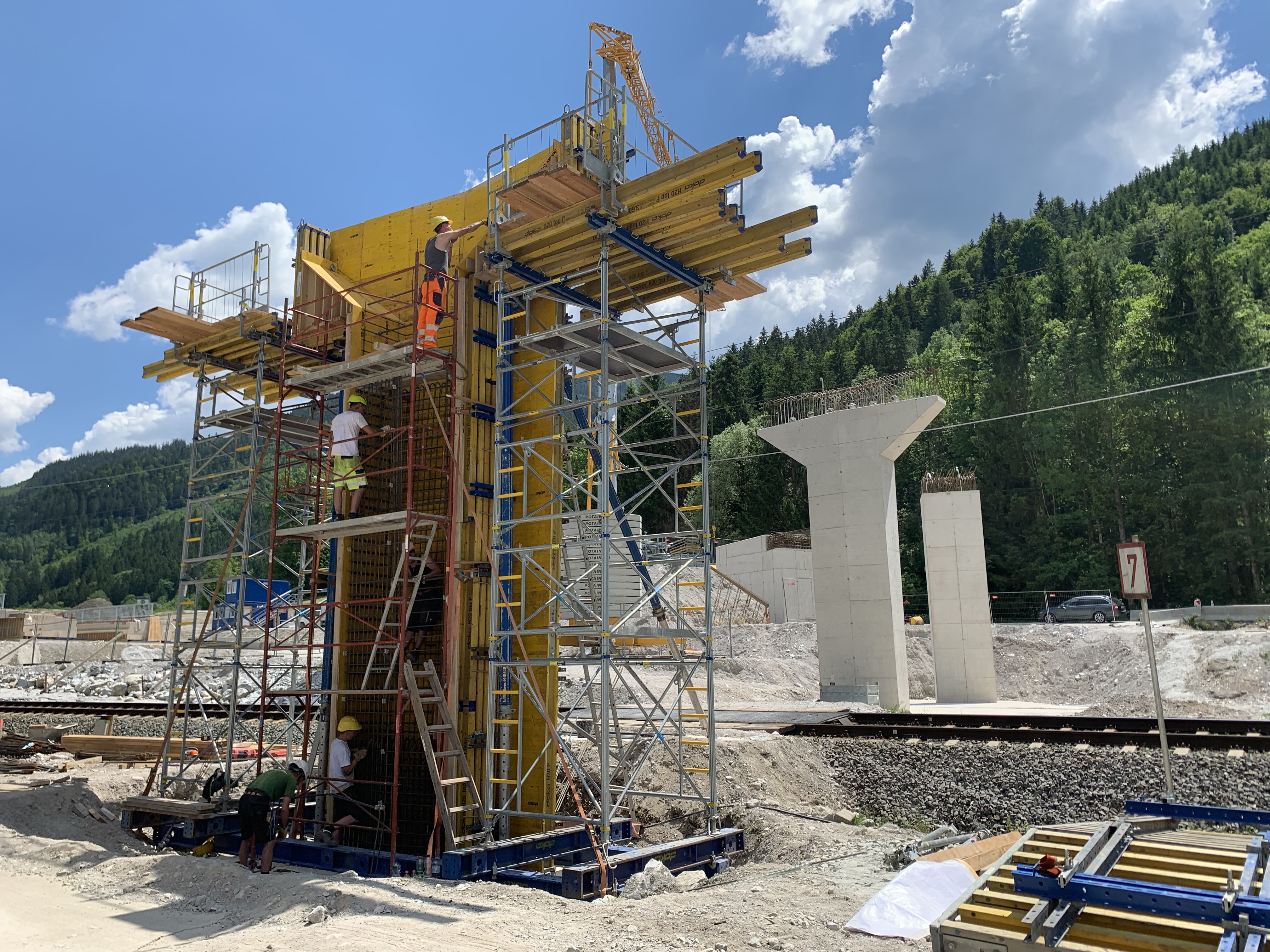 ÖBB Frauenberg - Road and bridge construction