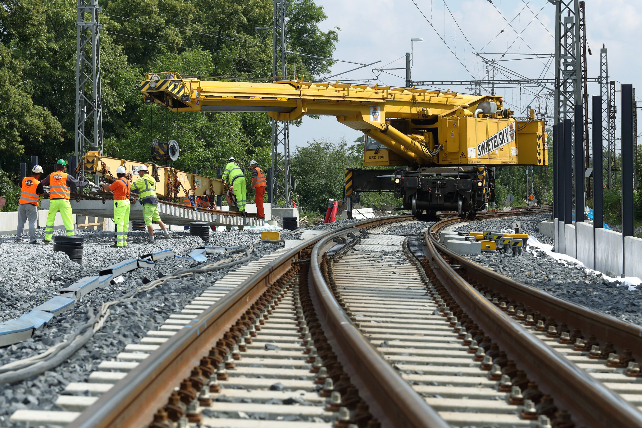 Obnova železniční stanice, Čelákovice - Railway construction
