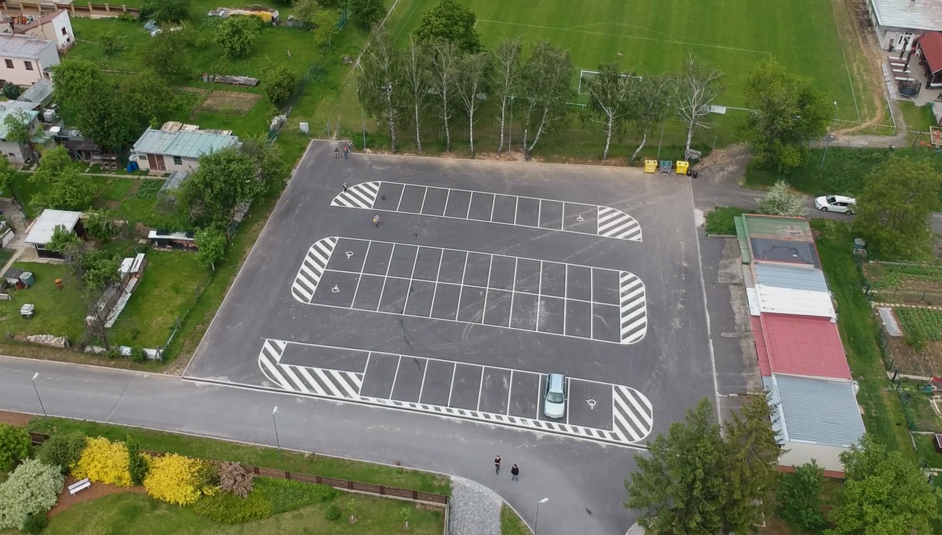 Halenkovice – rekonstrukce městské komunikace „Záhumní u řadovek" - Road and bridge construction