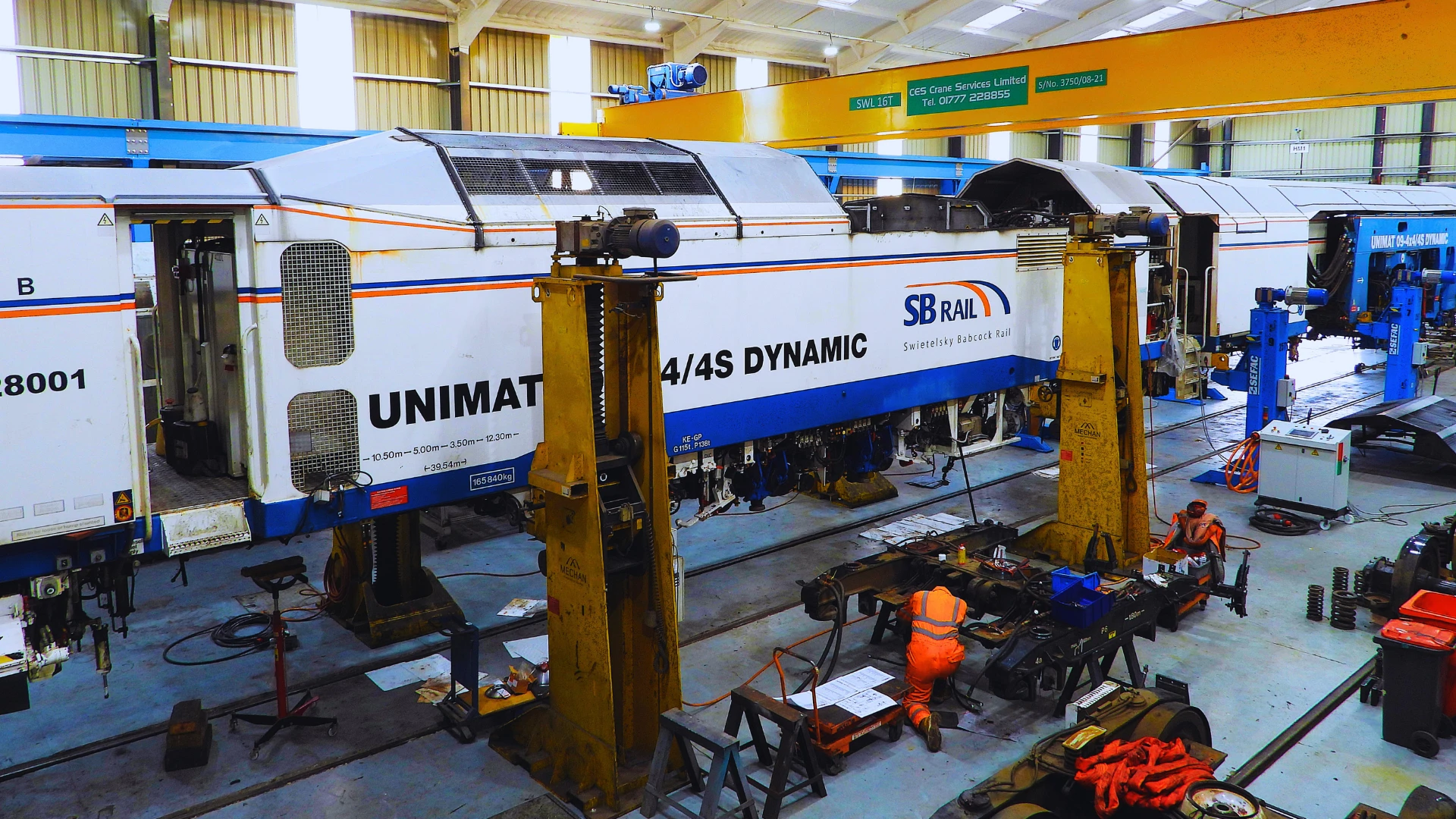 Blue And White Modern Business Project Presentation (12)