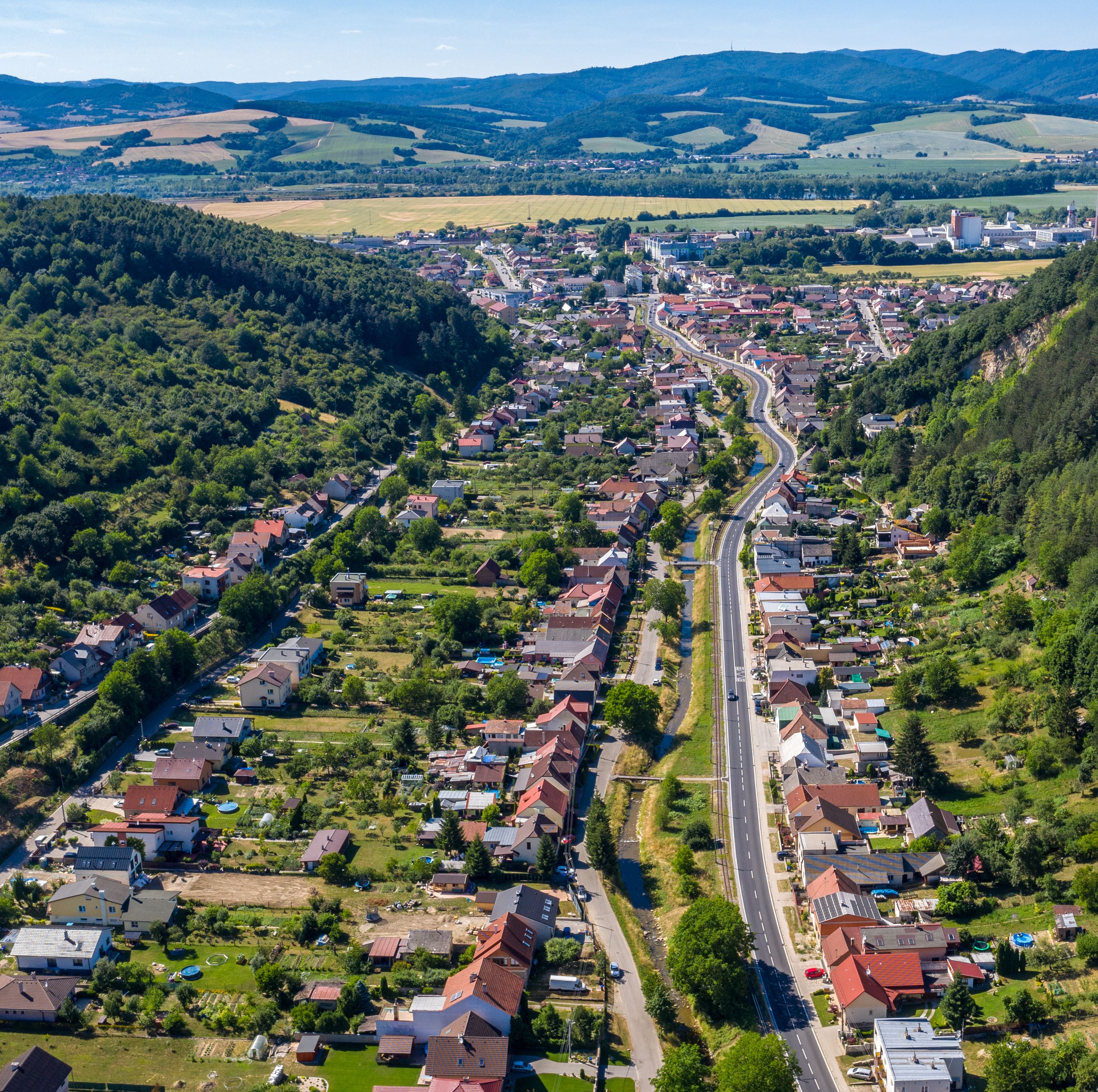 Oprava cesty II/516 - Road and bridge construction