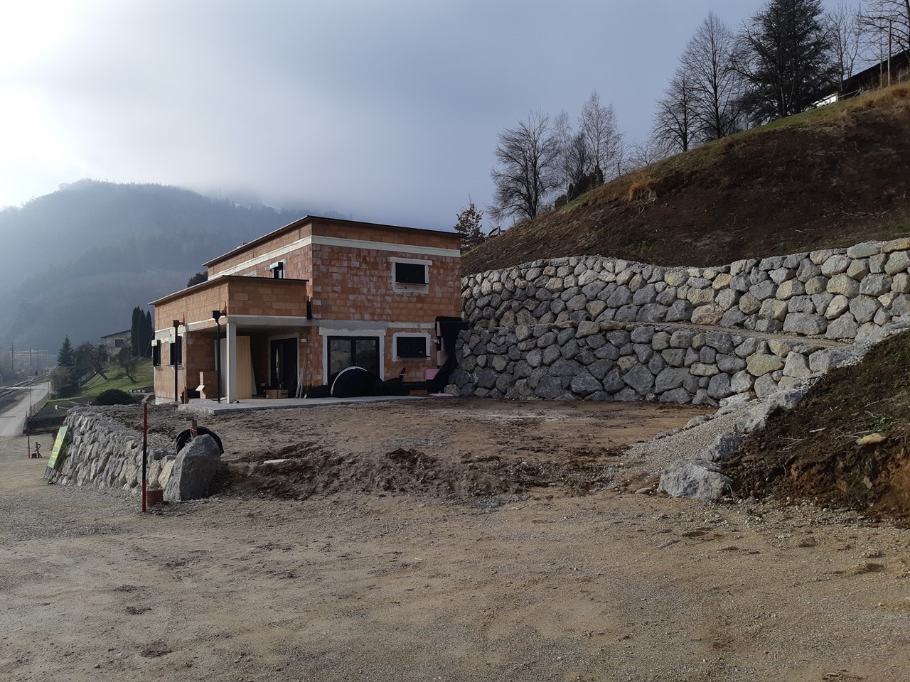 Einfamilienhäuser samt Außenanlagen - Building construction Einfamilienhäuser samt Außenanlagen - Building construction