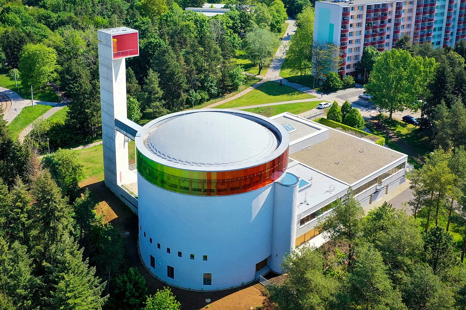 Brno-Lesná – přístavba Duchovního centra (kostel a věž) - Building construction