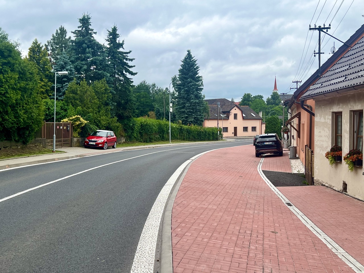 Silnice I/18, Bohutín–Havírna – oprava povrchu, odvodnění a opěrných zdí - Road and bridge construction