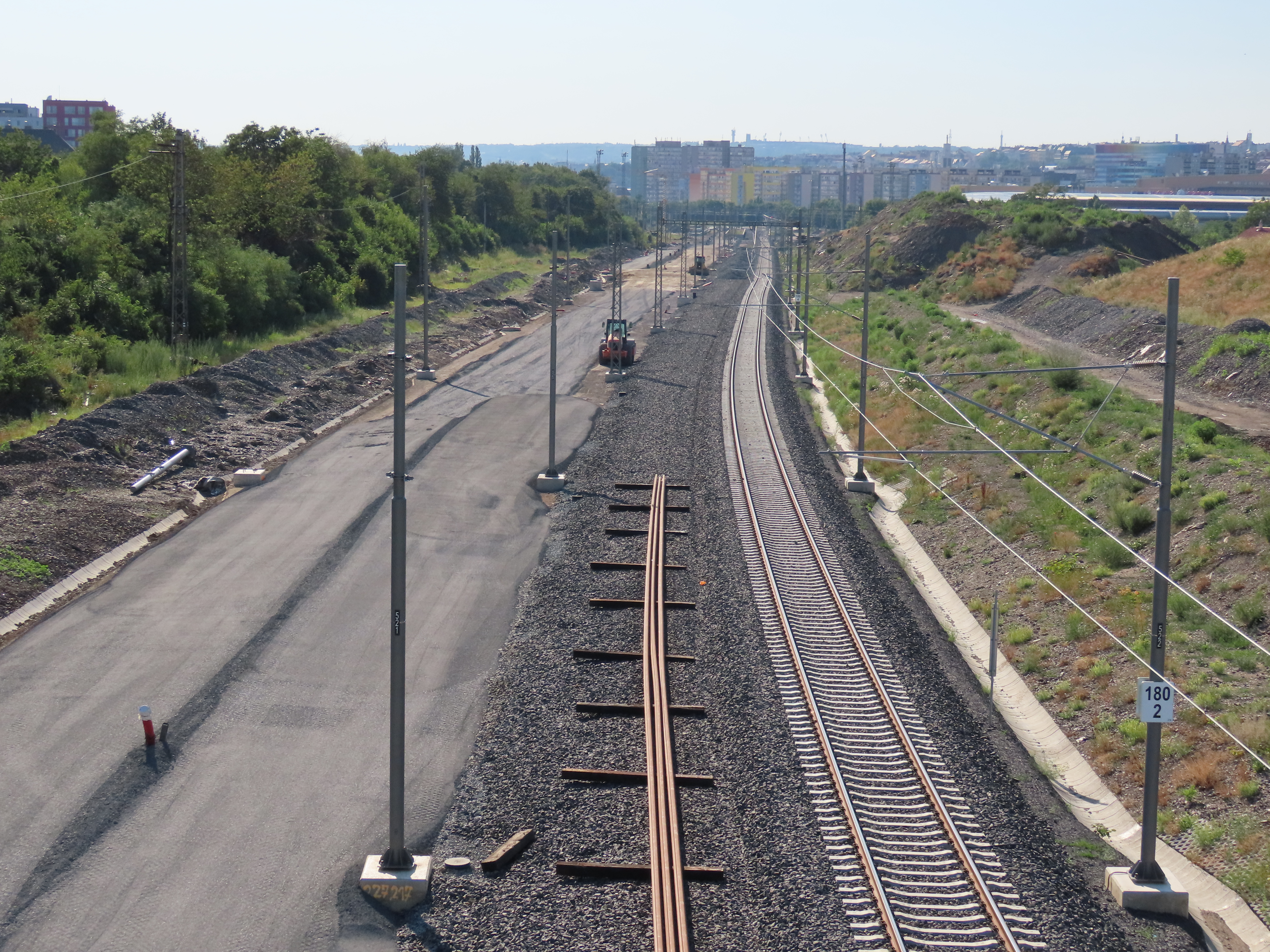 Optimalizace traťového úseku Praha Hostivař – Praha hl. n. (II. část) - Railway construction