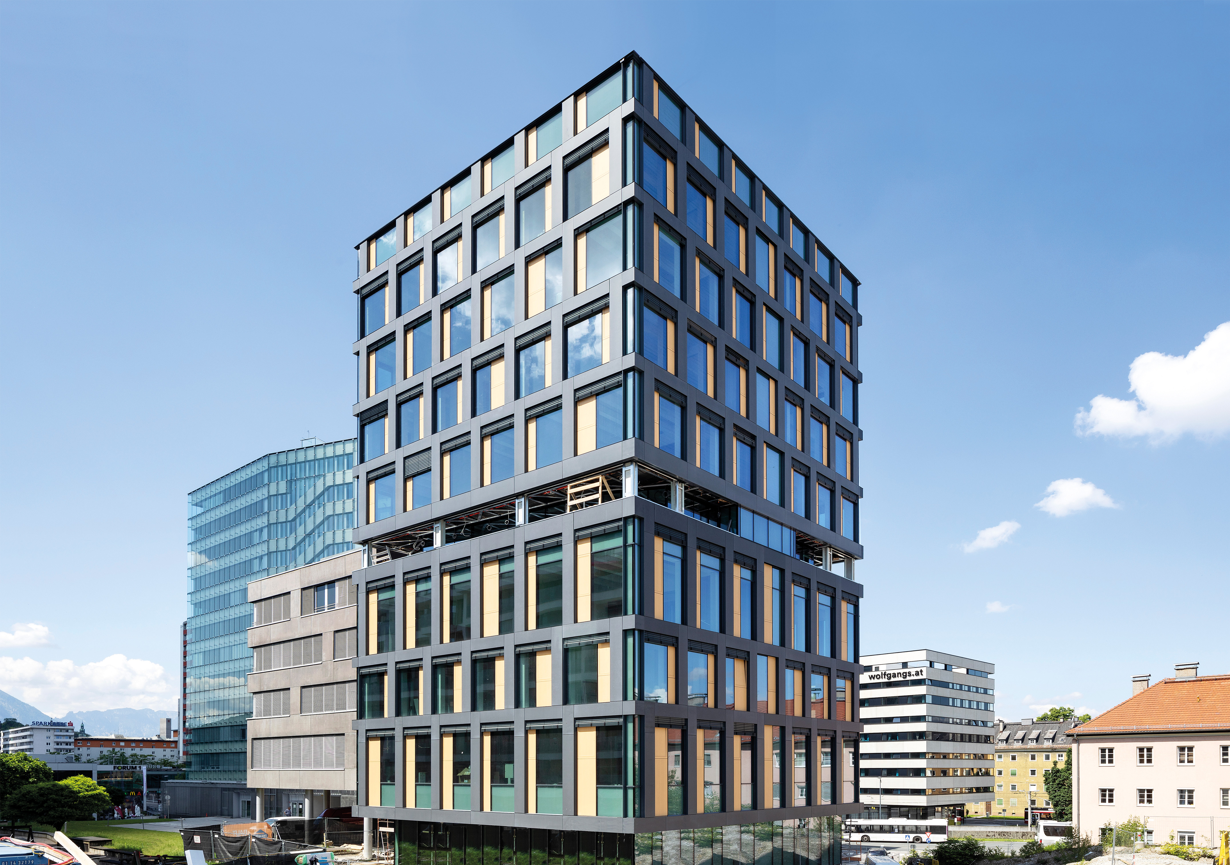 Bürogebäude der österreichischen Gesundheitskasse in Holz-/Hybridbauweise, Salzburg - Building construction