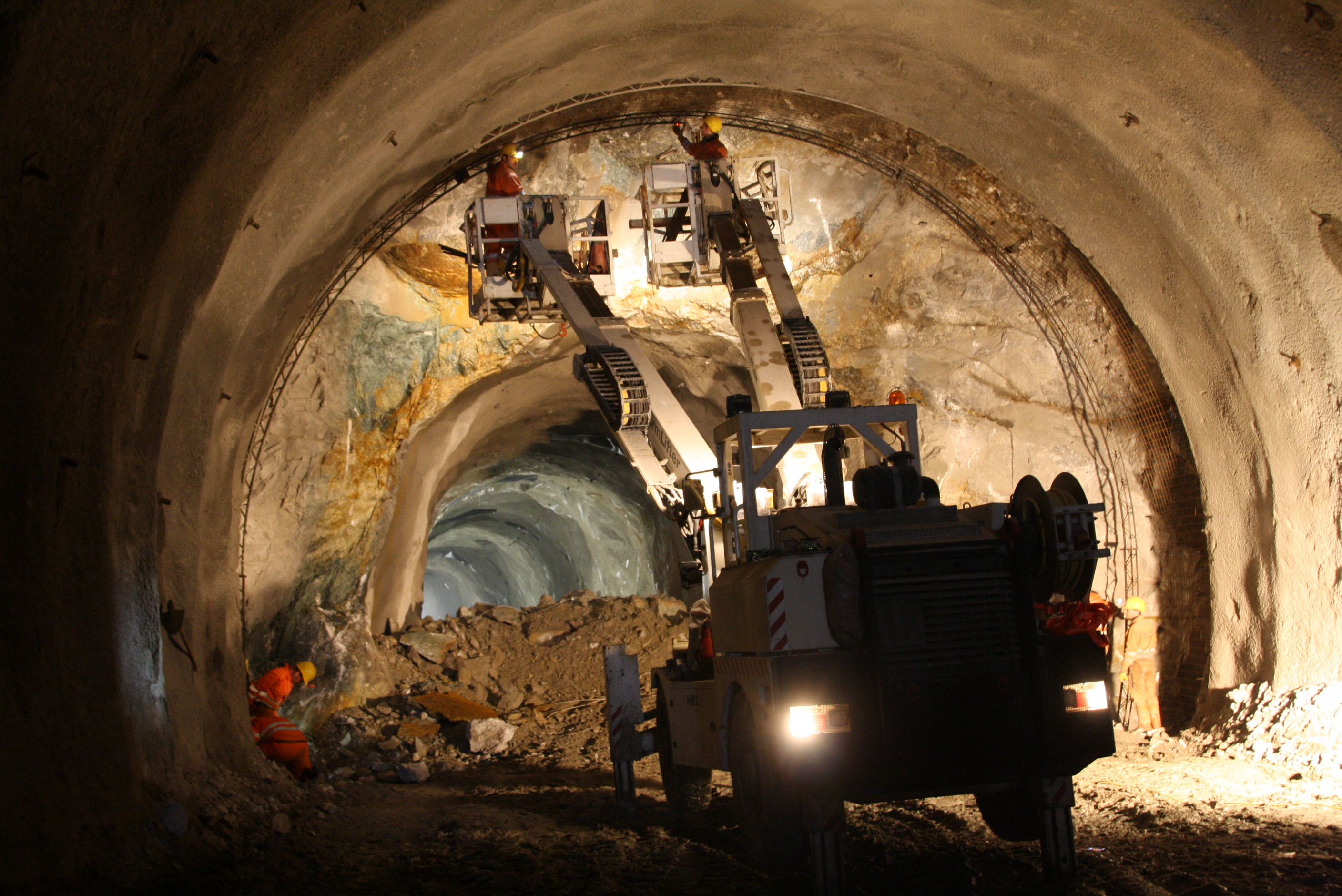 S10 Tunnel Neumarkt - Tunnel construction